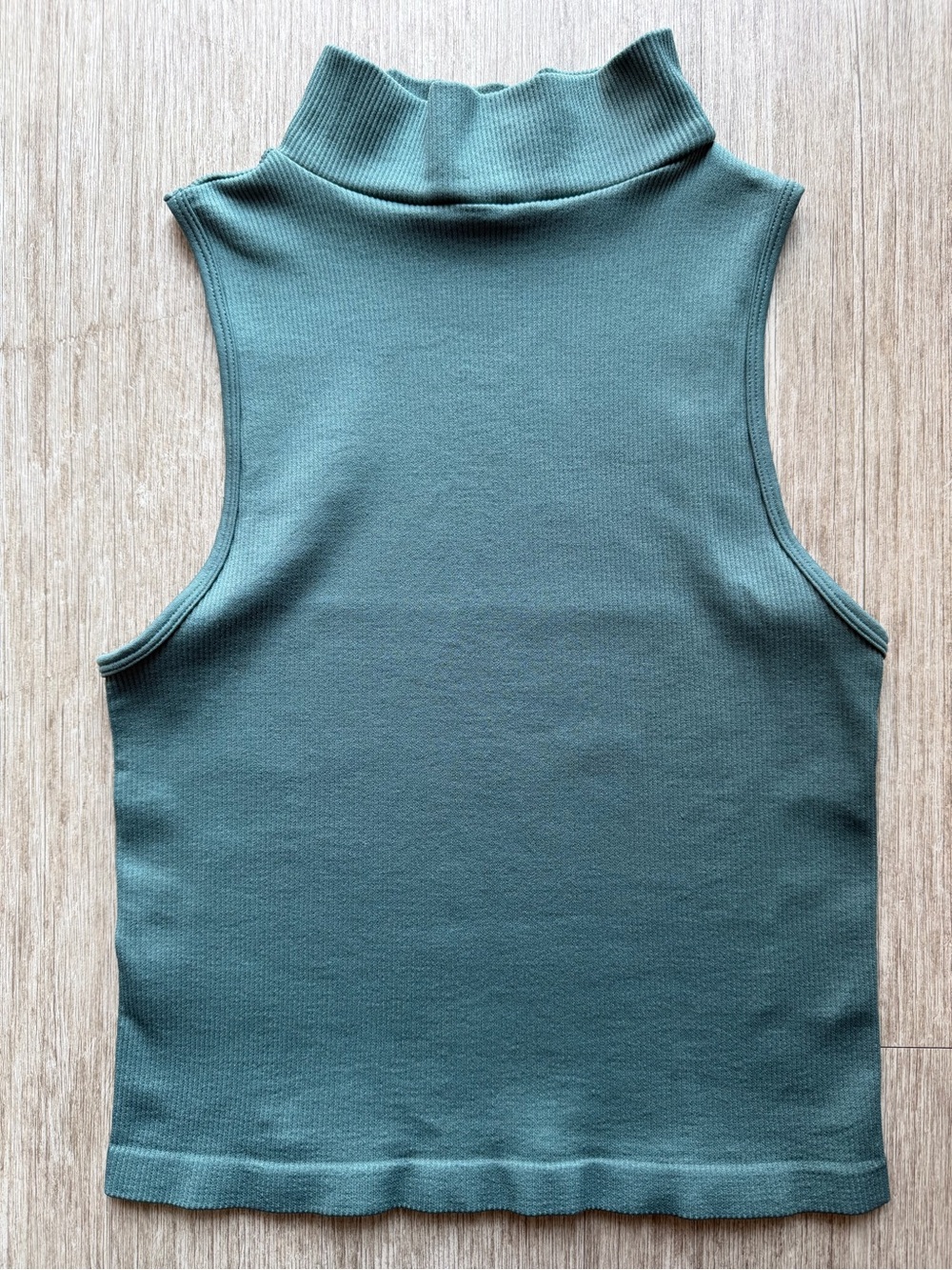 Sleeveless Mock Neck Stretch Tank Top in Teal